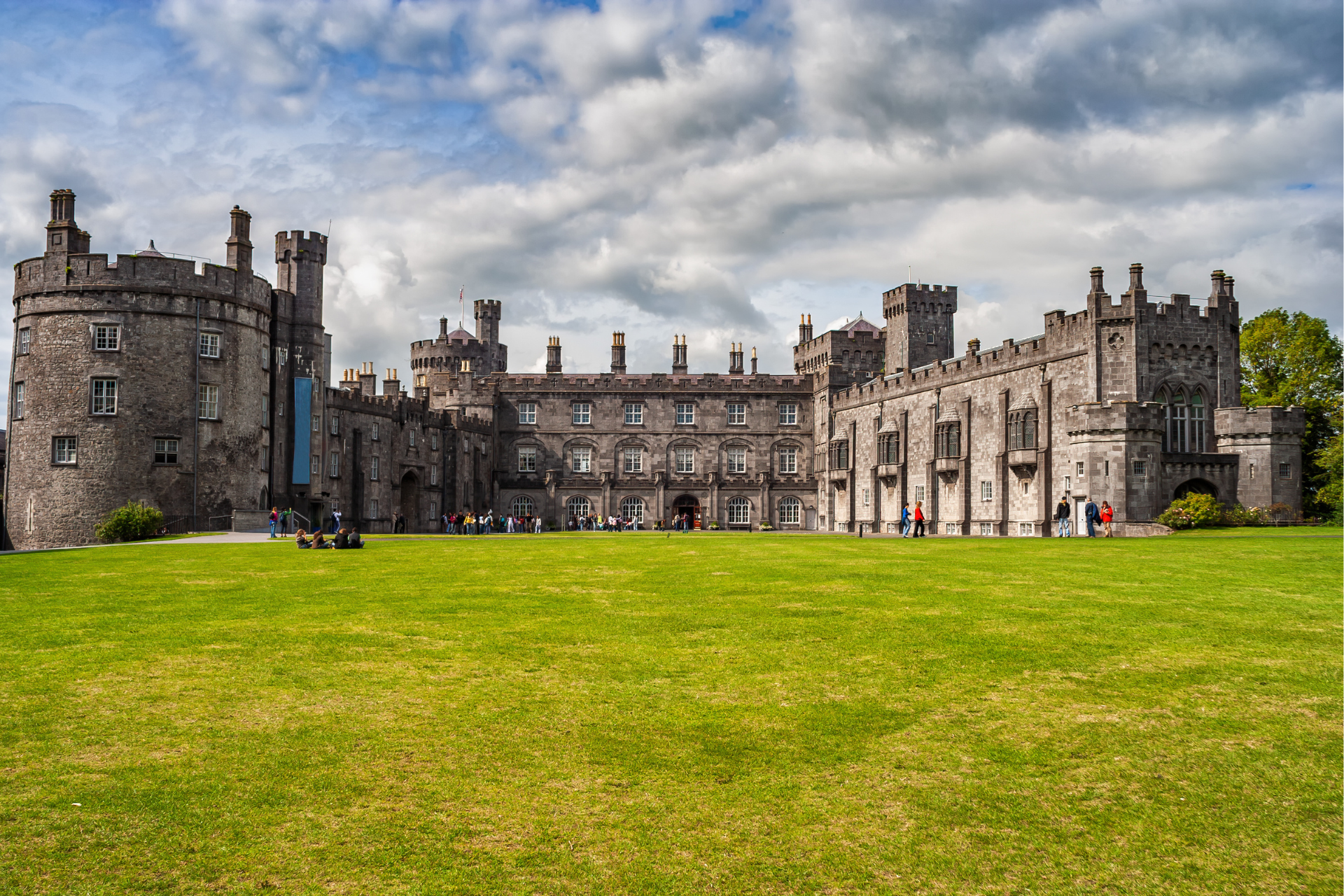 Grand tour of Ireland
